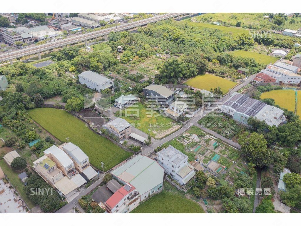 近潭子站都計內大面寬農地房屋室內格局與周邊環境