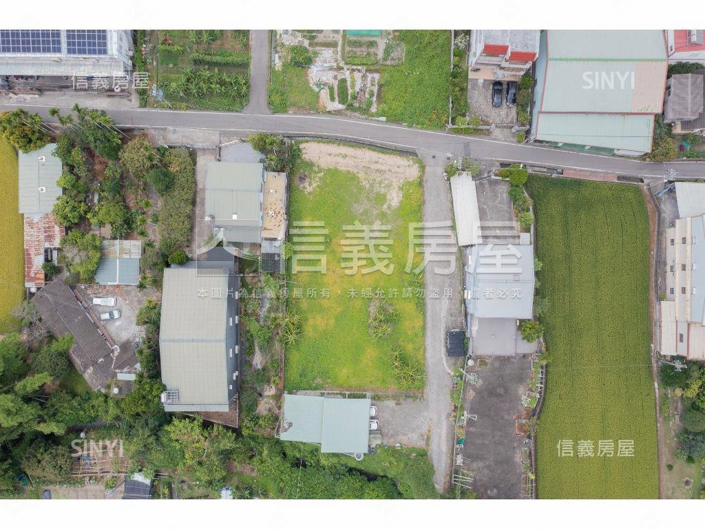 近潭子站都計內大面寬農地房屋室內格局與周邊環境