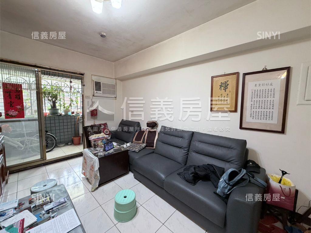 低總價三房車位房屋室內格局與周邊環境