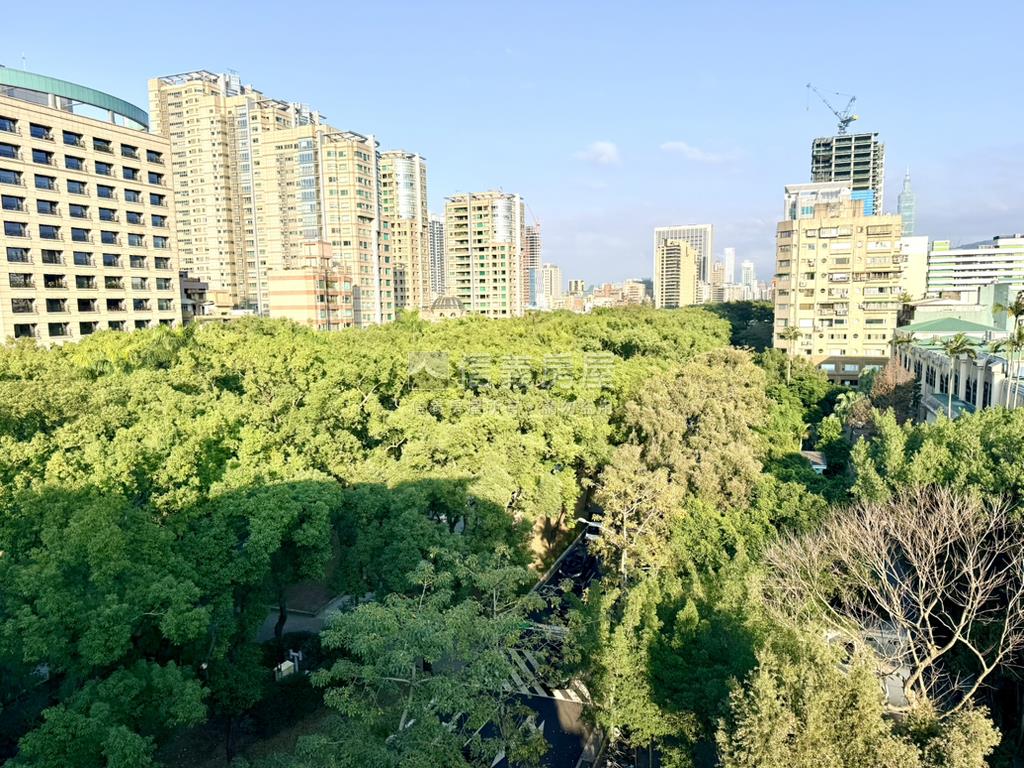 正仁愛路金華頂加大空間房屋室內格局與周邊環境