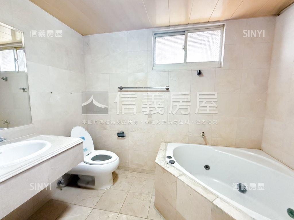 義大樓中樓景觀宅房屋室內格局與周邊環境