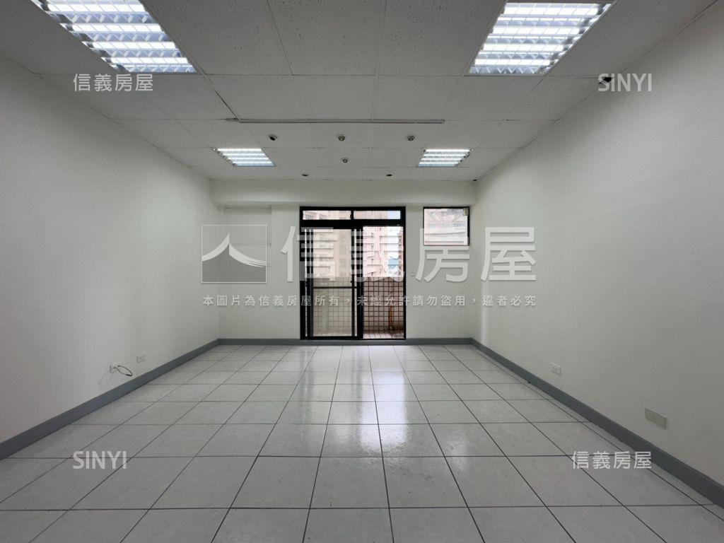 藝文米羅大地景觀三房車位房屋室內格局與周邊環境