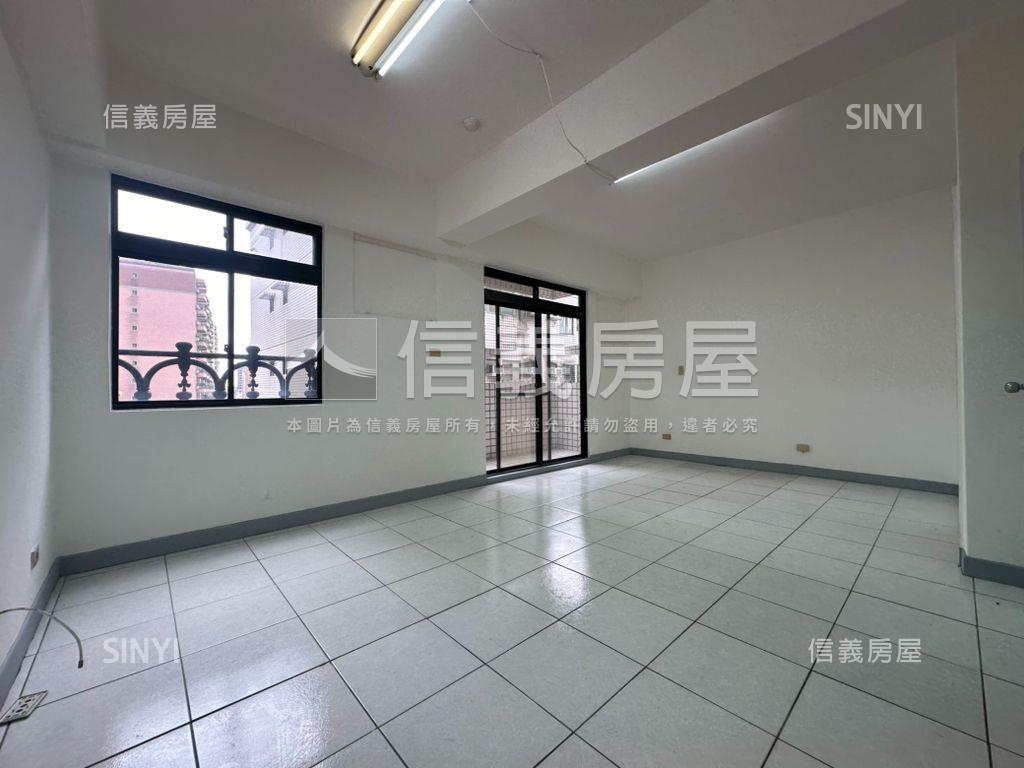 藝文米羅大地景觀三房車位房屋室內格局與周邊環境