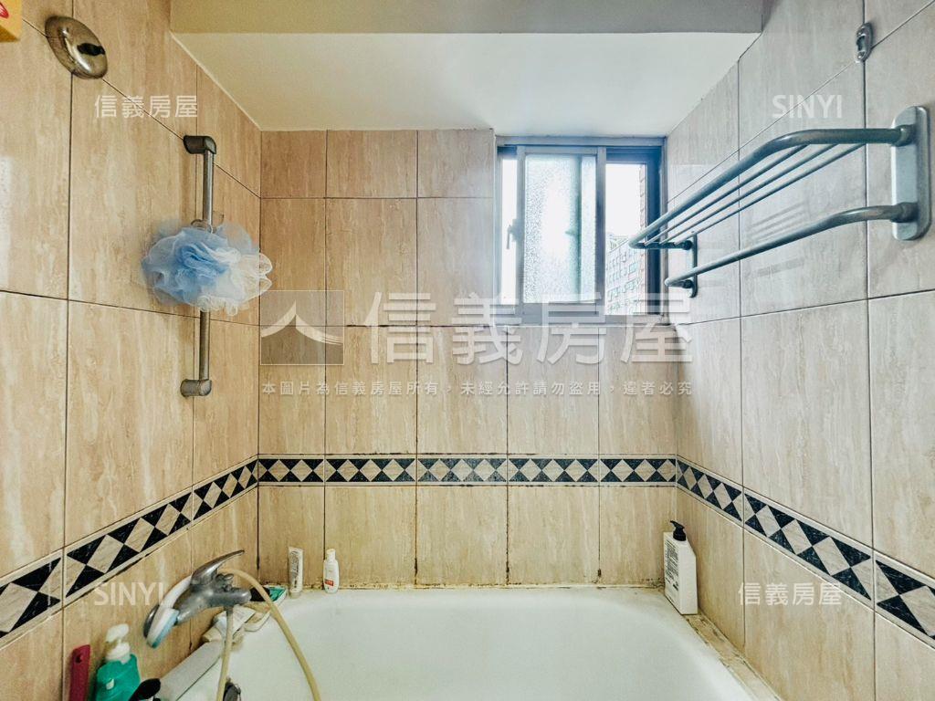 成大｜有管理有陽台｜套房房屋室內格局與周邊環境