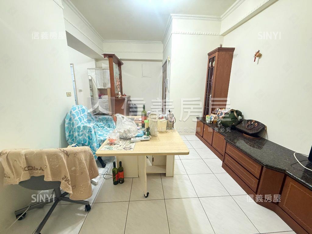 鳳翔吉第｜方正採光三房房屋室內格局與周邊環境