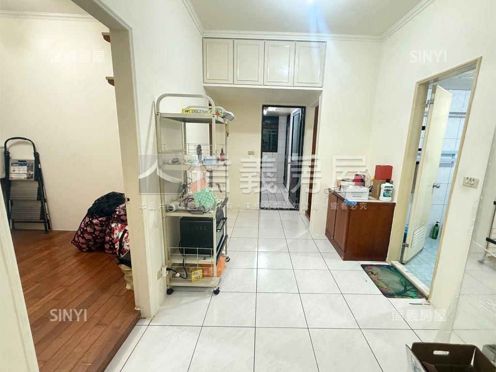 鳳翔吉第｜方正採光三房房屋室內格局與周邊環境