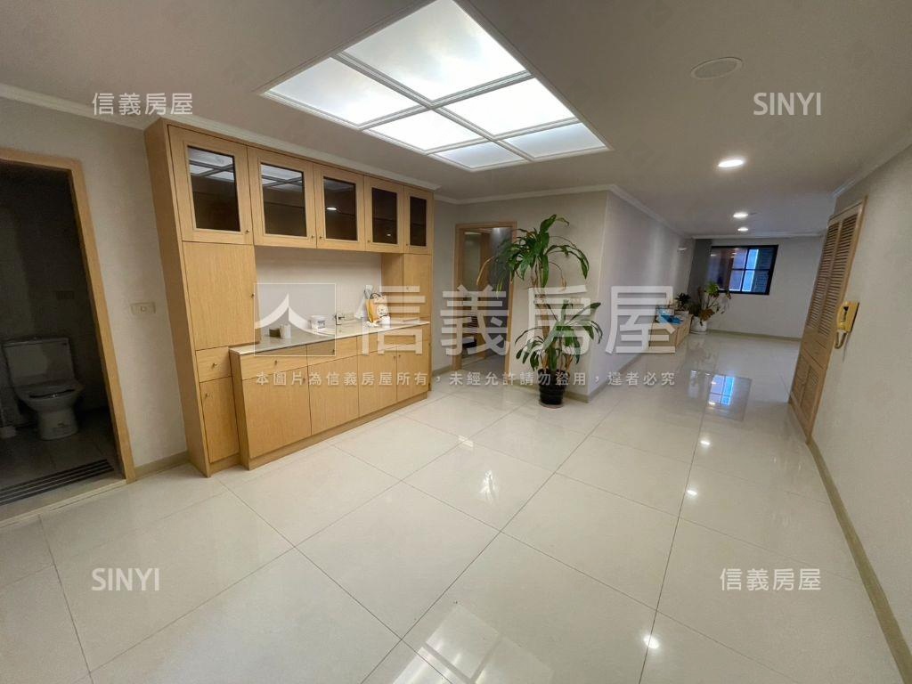民生雙併管理景觀宅＋車位房屋室內格局與周邊環境