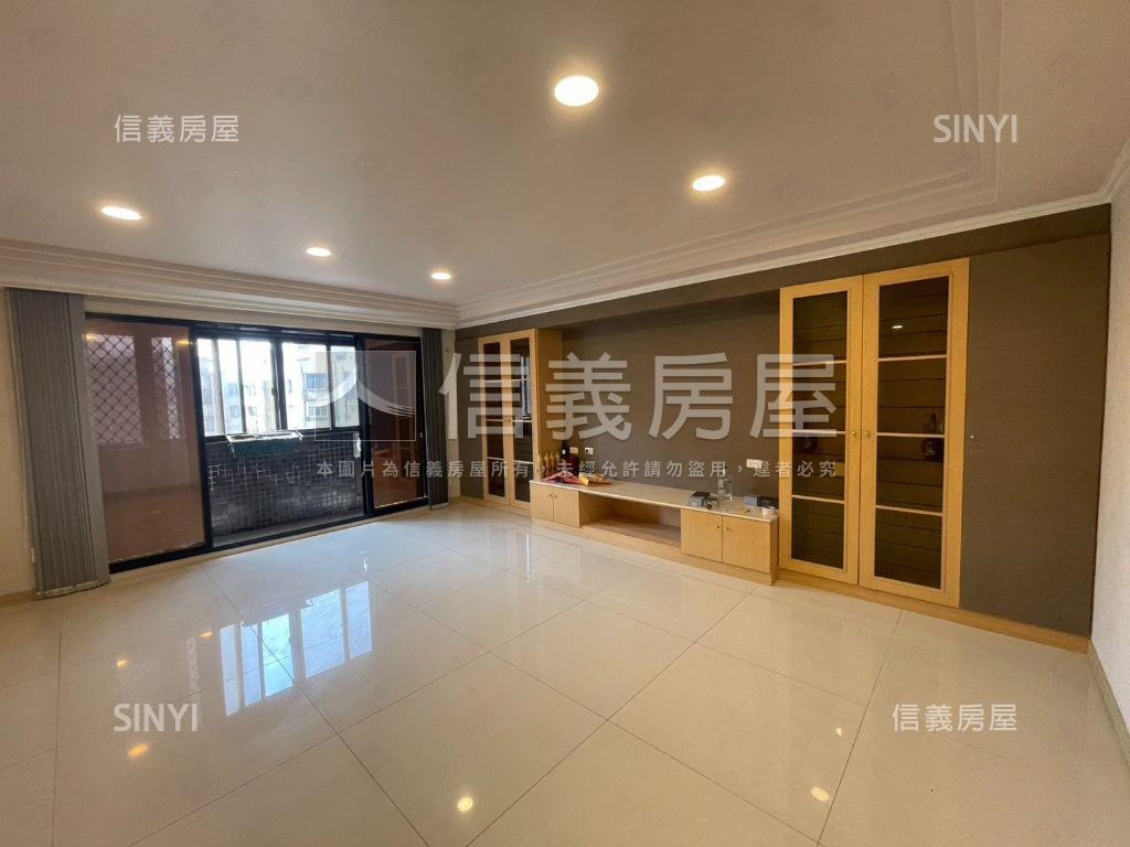 民生雙併管理景觀宅＋車位房屋室內格局與周邊環境