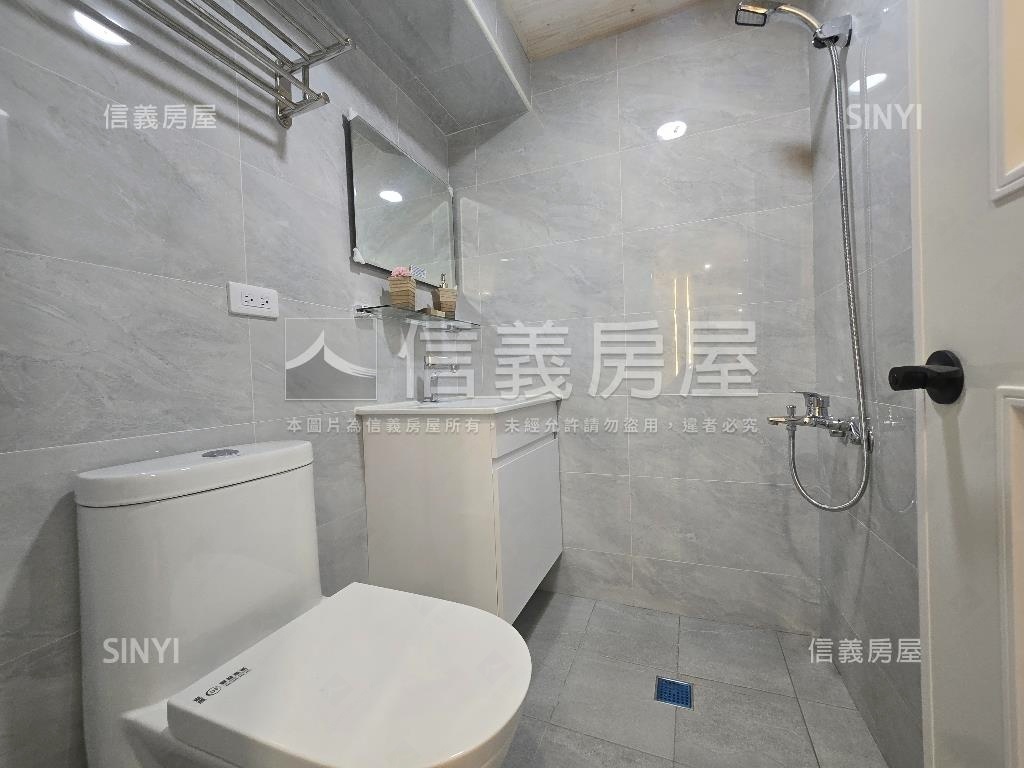 安平河景高樓美４房平車房屋室內格局與周邊環境