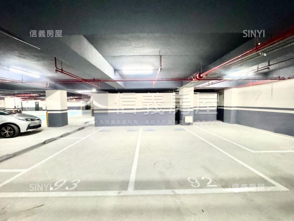 嘉義佳昂景觀美三房平車房屋室內格局與周邊環境