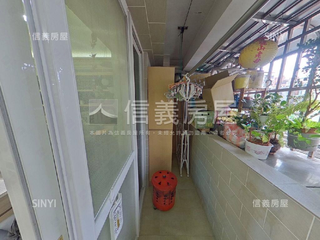 信義安和四房附車位房屋室內格局與周邊環境