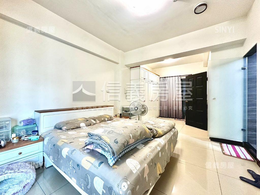 仁雄商圈輕屋齡車墅房屋室內格局與周邊環境