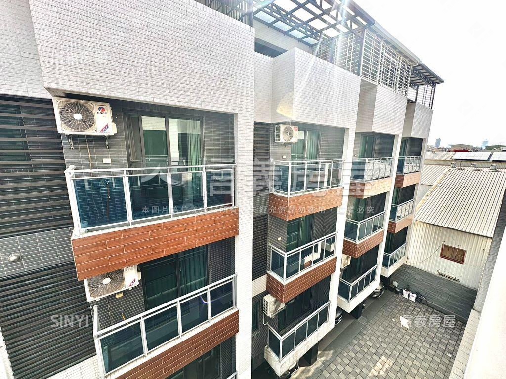 仁雄商圈輕屋齡車墅房屋室內格局與周邊環境