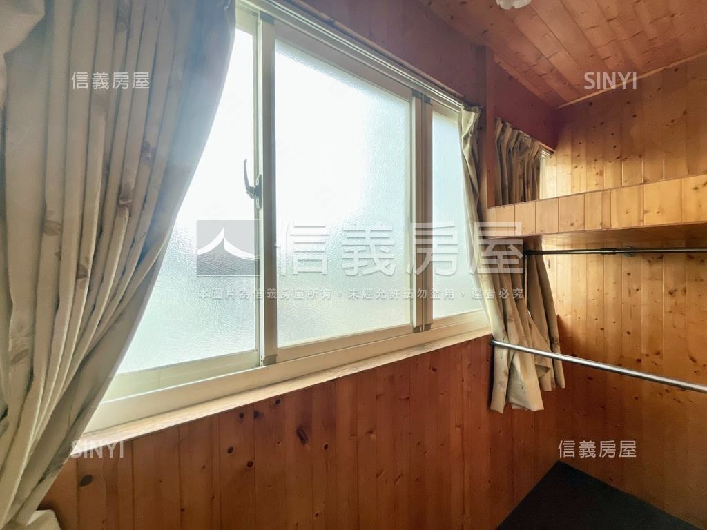 松竹捷運２房２衛＋車位房屋室內格局與周邊環境
