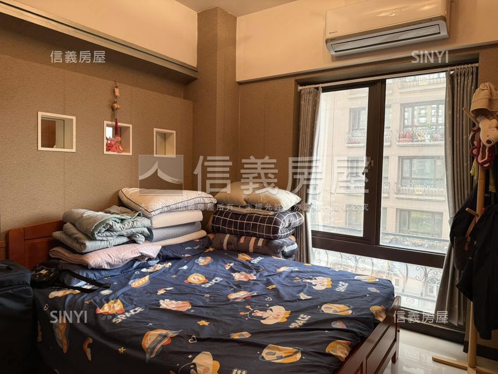 帝后極美４房車位房屋室內格局與周邊環境