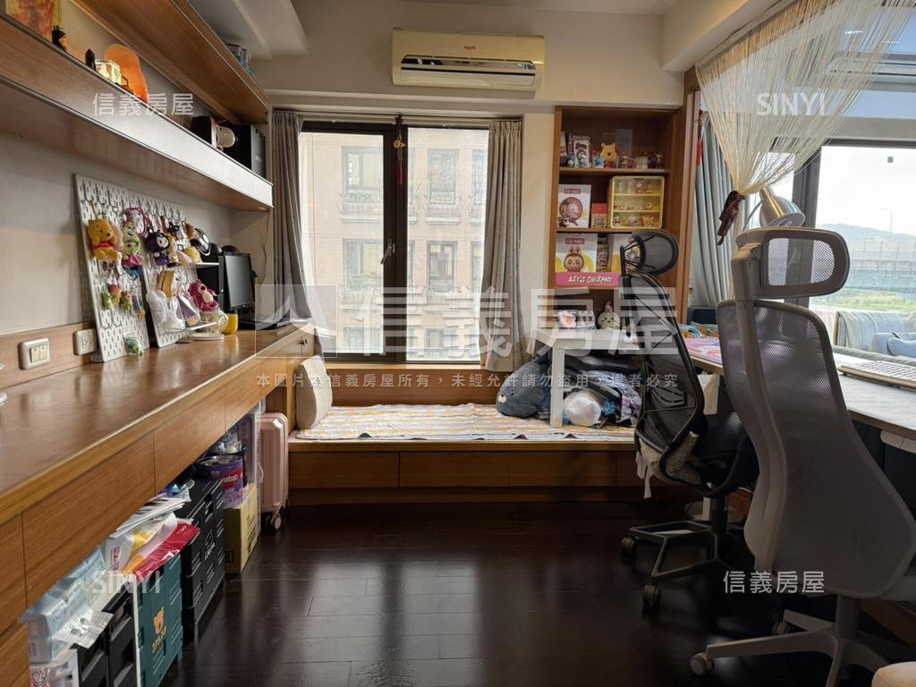 帝后極美４房車位房屋室內格局與周邊環境