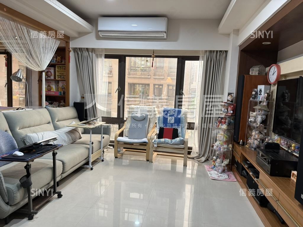 帝后極美４房車位房屋室內格局與周邊環境