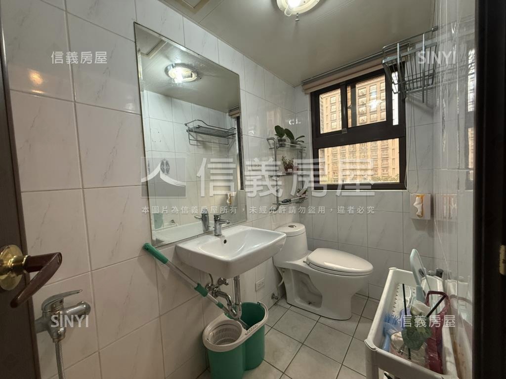 帝后極美４房車位房屋室內格局與周邊環境