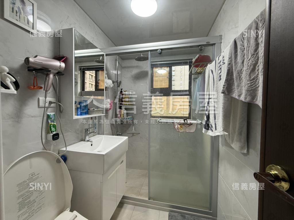 帝后極美４房車位房屋室內格局與周邊環境