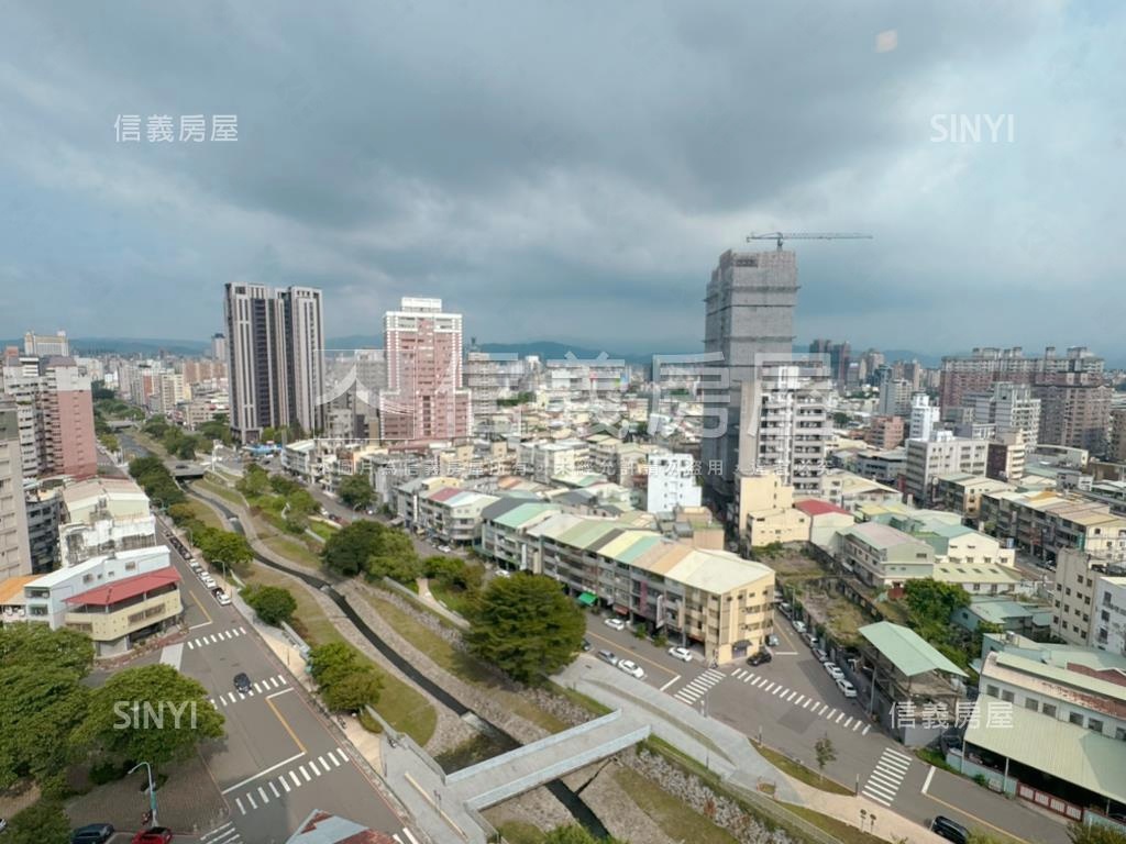 專任熊都國美高樓視野戶房屋室內格局與周邊環境