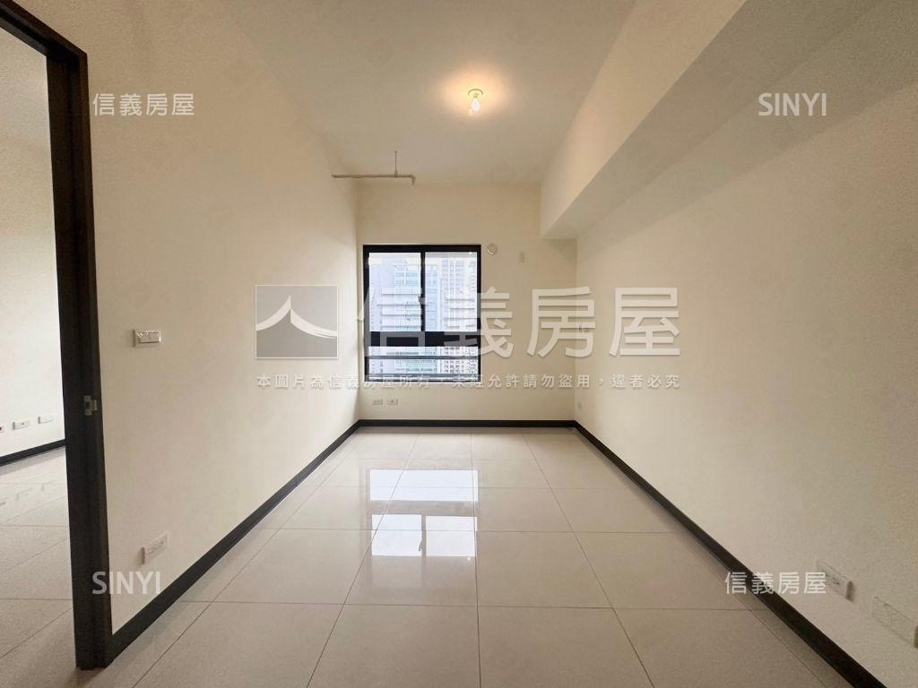 荷悅１５樓可另買平面車位房屋室內格局與周邊環境