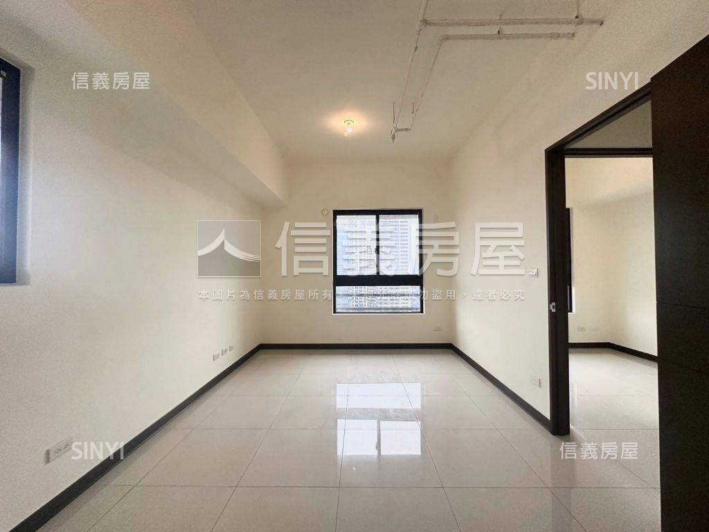 荷悅１５樓可另買平面車位房屋室內格局與周邊環境