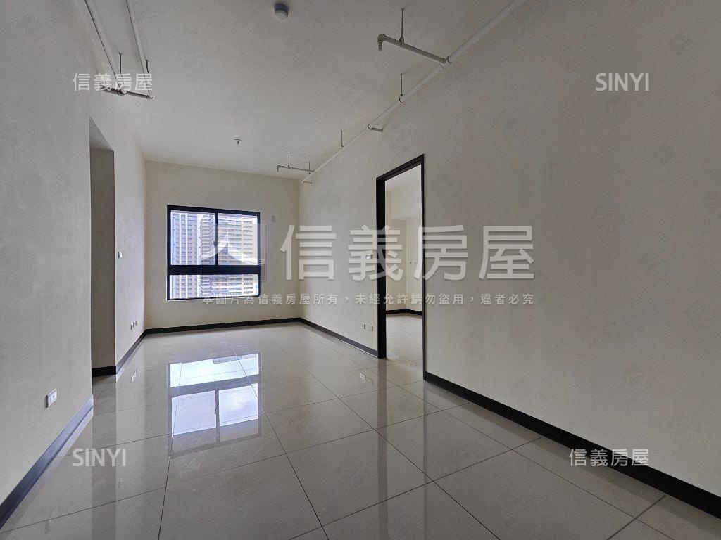 荷悅１５樓可另買平面車位房屋室內格局與周邊環境