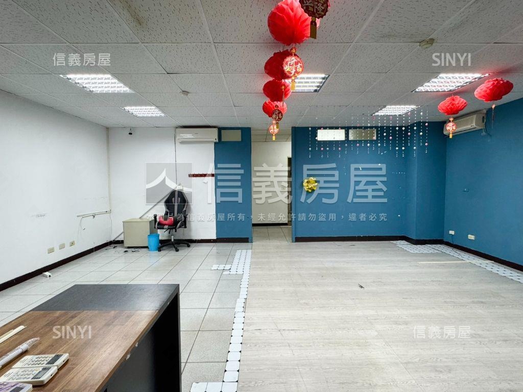 三峽風采·市區創業寬店面房屋室內格局與周邊環境