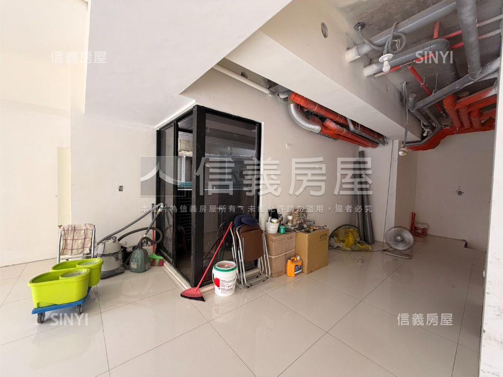 家格綻綻店面Ａ房屋室內格局與周邊環境