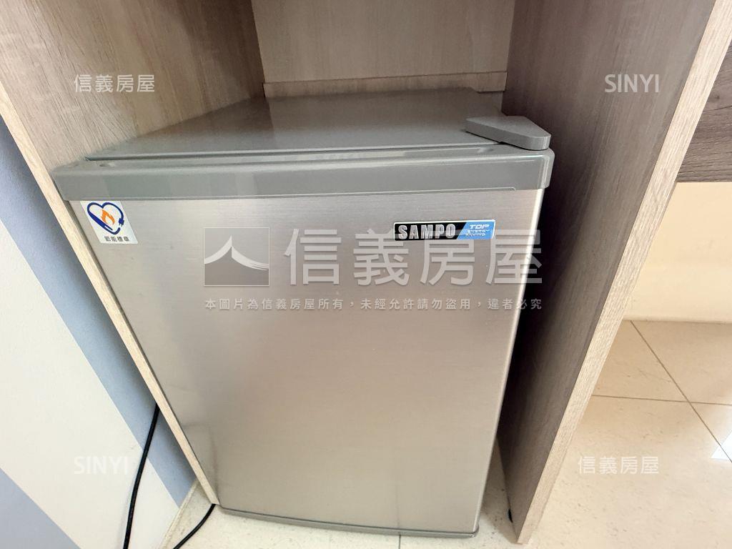 勤益科大旁新成屋穩租３套房屋室內格局與周邊環境