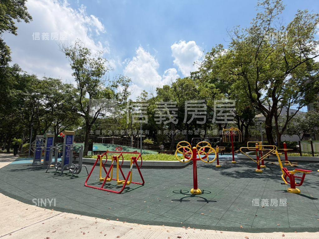 山子頂公園旁美透天房屋室內格局與周邊環境