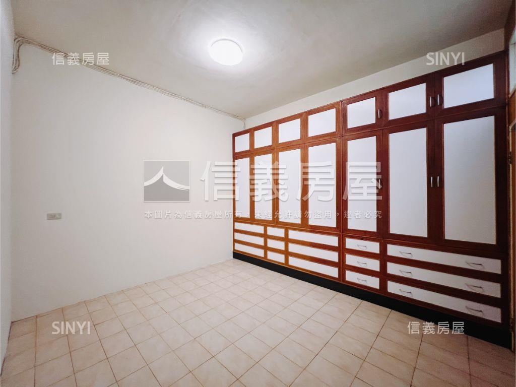 【亞洲路】低總價廠辦釋出房屋室內格局與周邊環境