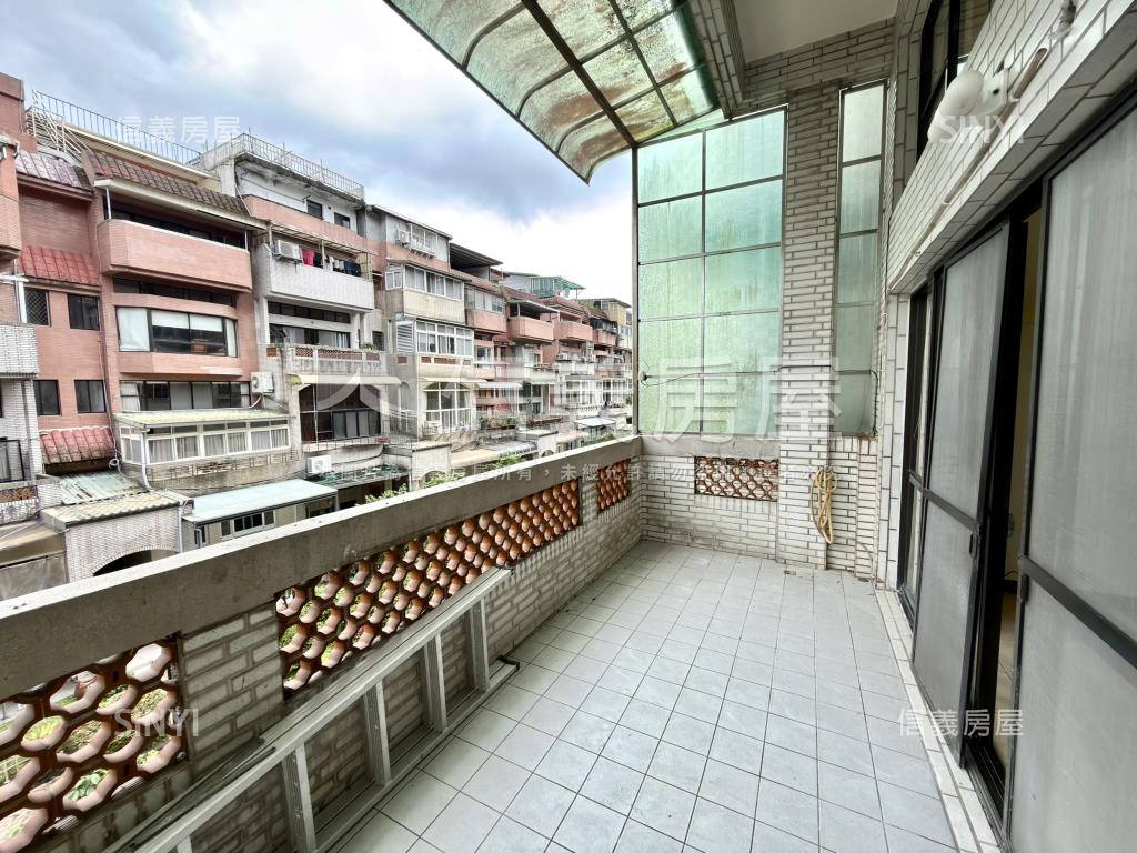 吉祥園●寬敞舒適●樓中樓房屋室內格局與周邊環境