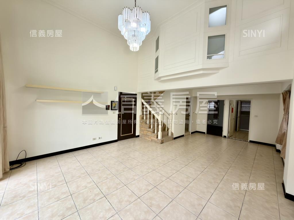 吉祥園●寬敞舒適●樓中樓房屋室內格局與周邊環境