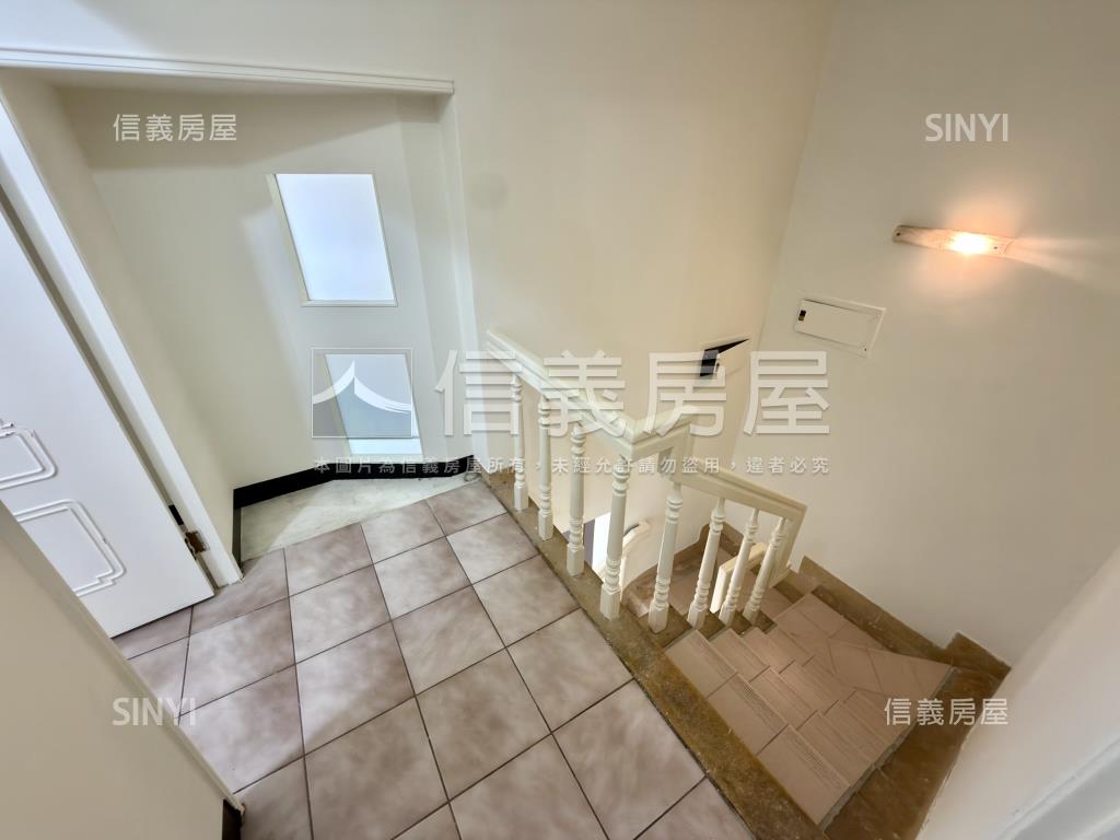 吉祥園●寬敞舒適●樓中樓房屋室內格局與周邊環境