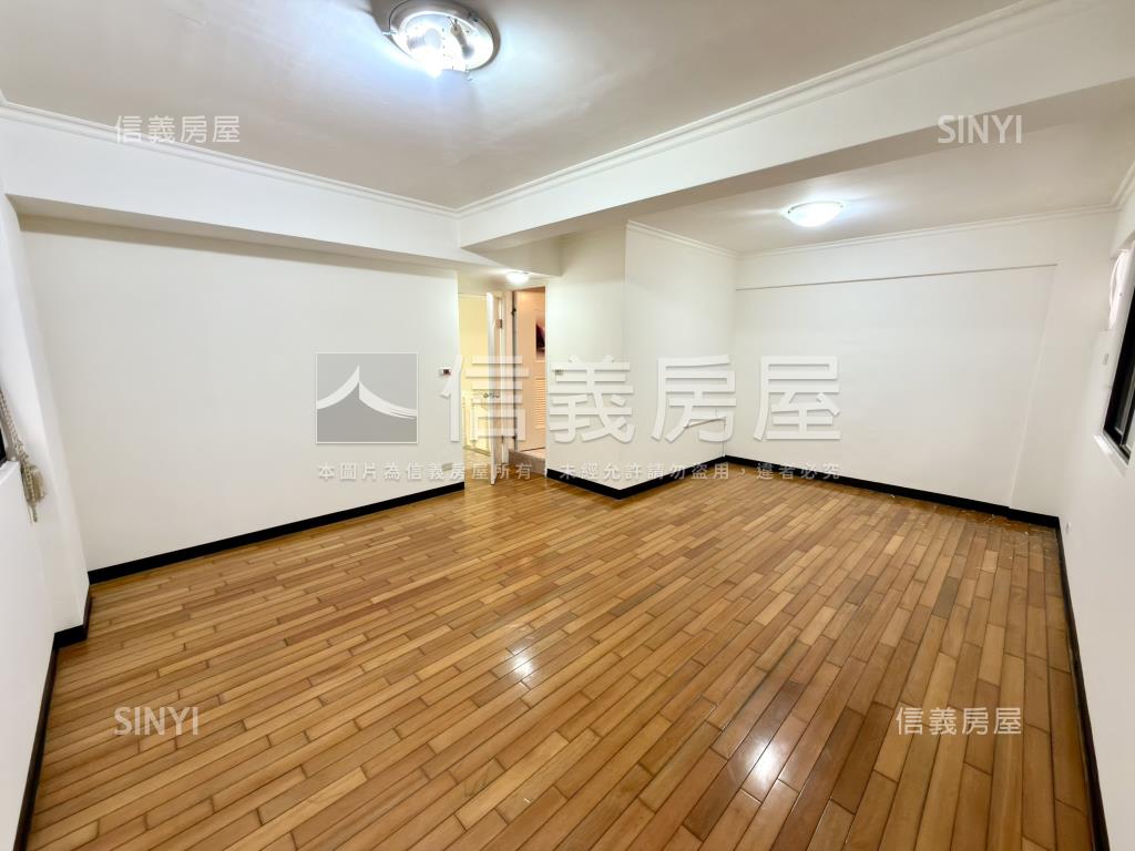 吉祥園●寬敞舒適●樓中樓房屋室內格局與周邊環境