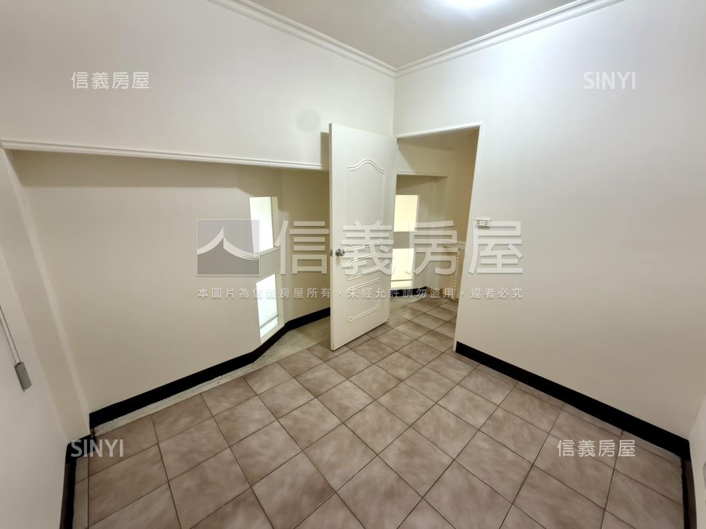 吉祥園●寬敞舒適●樓中樓房屋室內格局與周邊環境