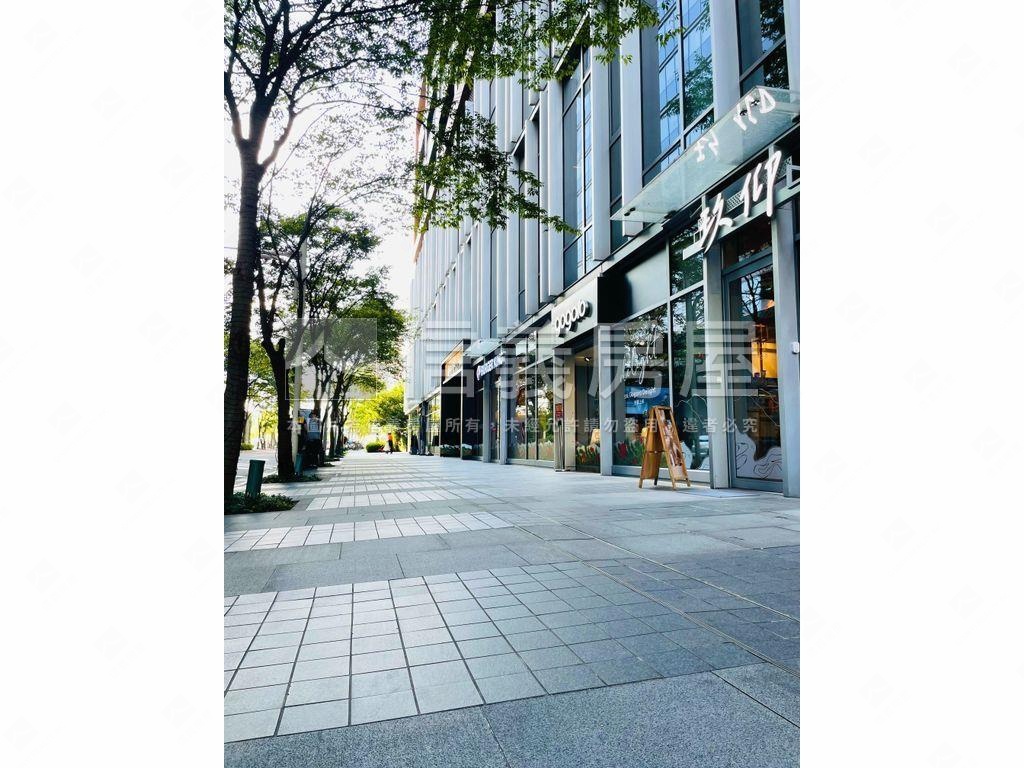 松山區★翔譽１０１★小宅房屋室內格局與周邊環境