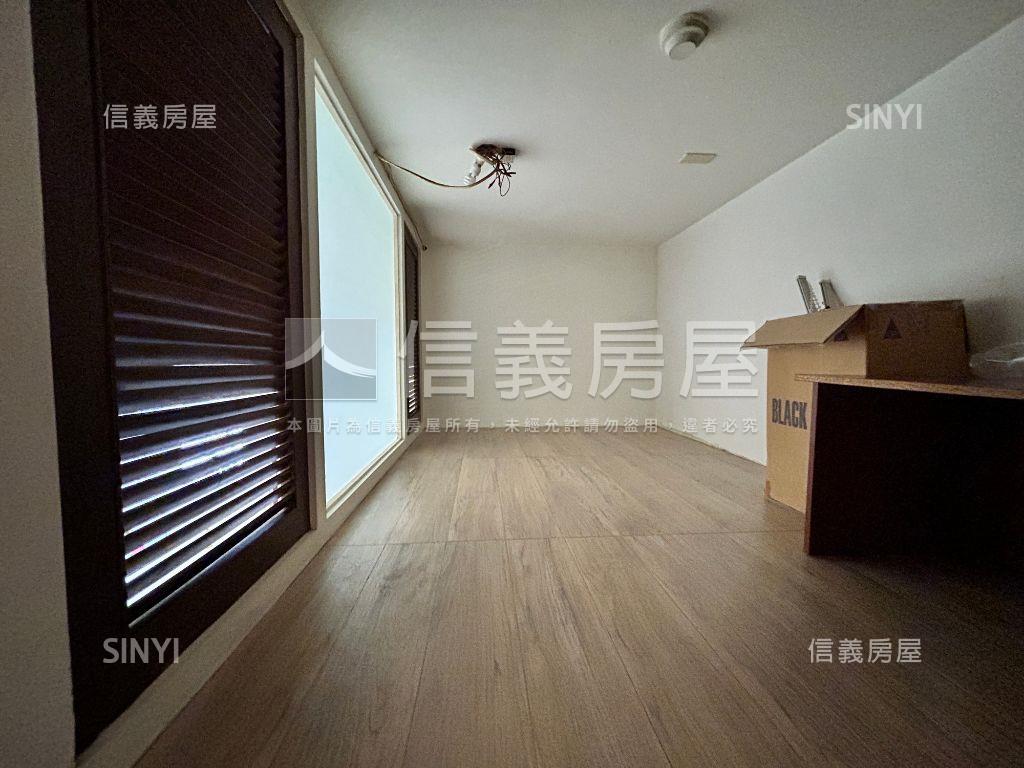 中山醫震後精裝潢兩房房屋室內格局與周邊環境