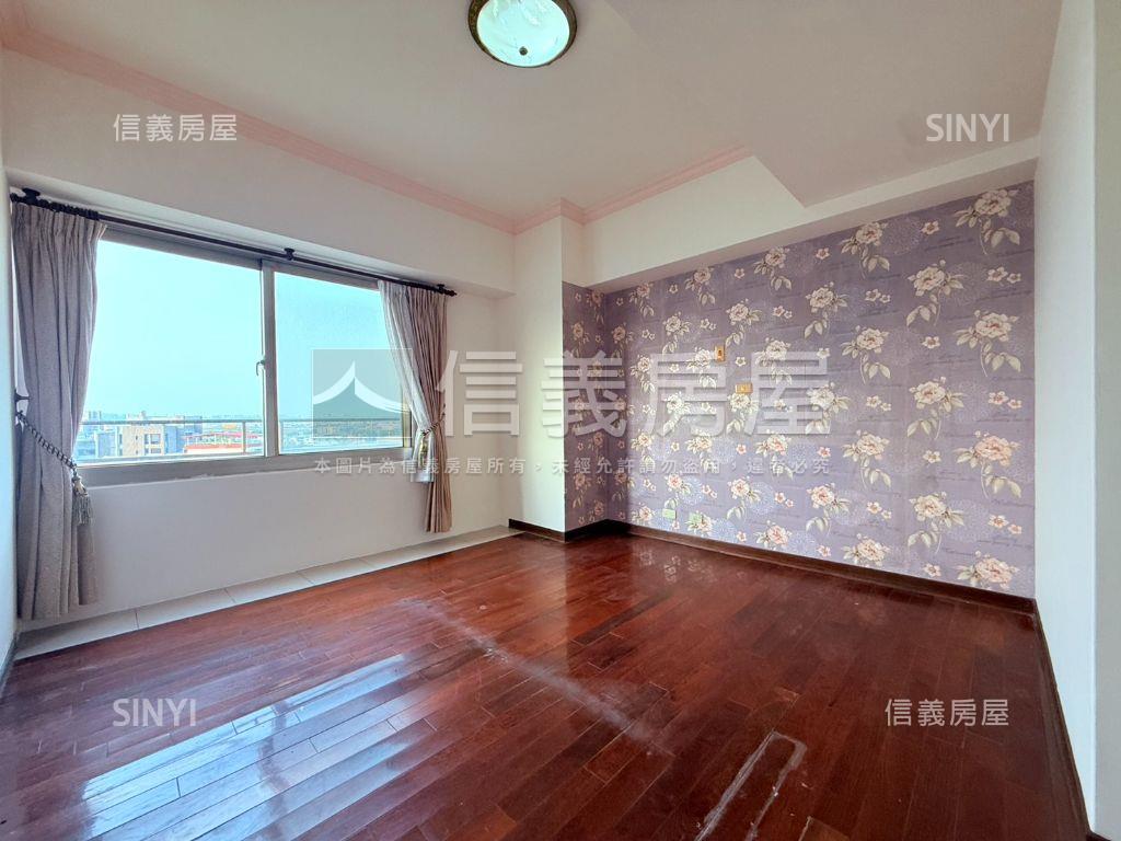 專任小城三房平車屋況佳房屋室內格局與周邊環境