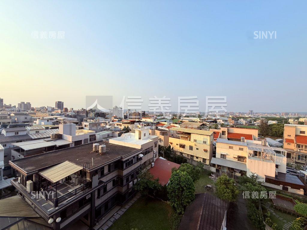 專任小城三房平車屋況佳房屋室內格局與周邊環境