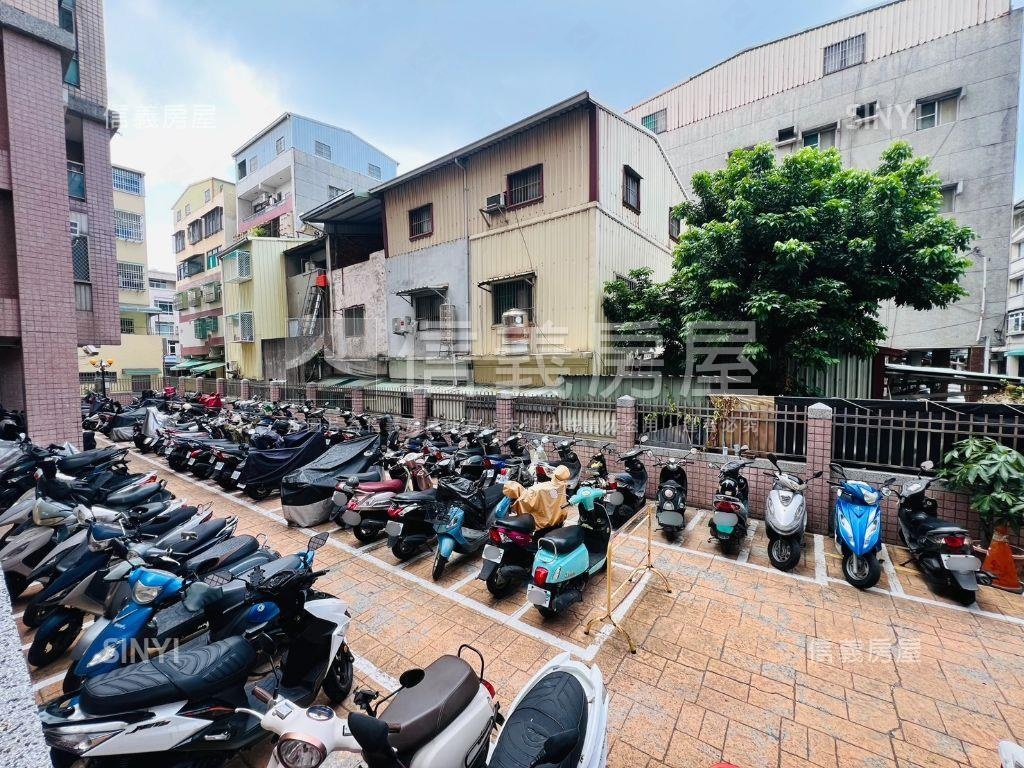 雙衛開窗採光佳屋況美三房房屋室內格局與周邊環境