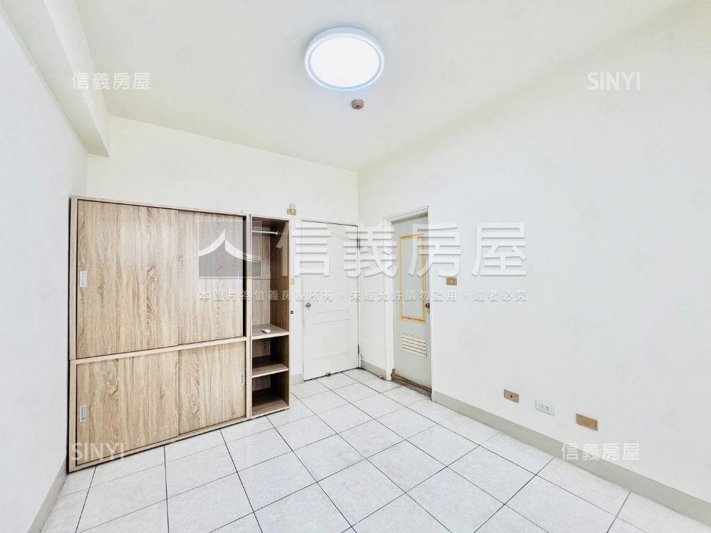 雙衛開窗採光佳屋況美三房房屋室內格局與周邊環境