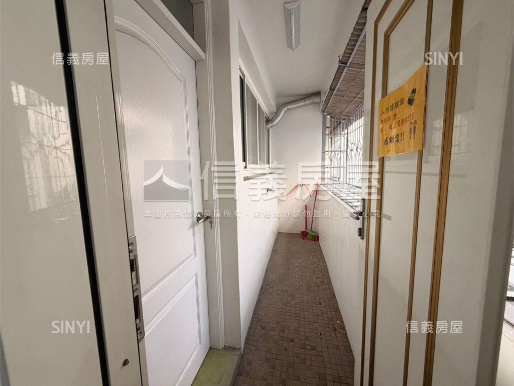 近光華家樂福整潔３房房屋室內格局與周邊環境