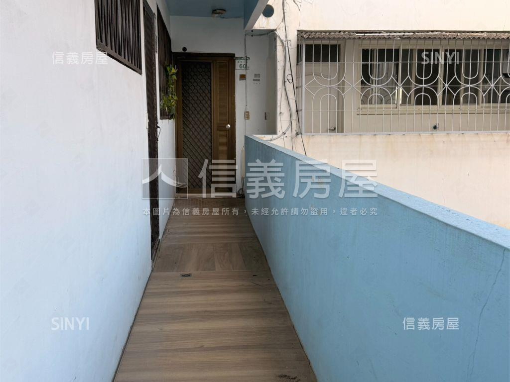 近光華家樂福整潔３房房屋室內格局與周邊環境