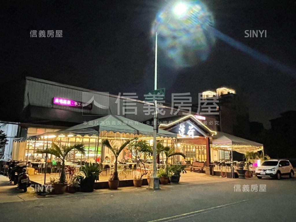 面生態公園霸氣黃金大角店房屋室內格局與周邊環境