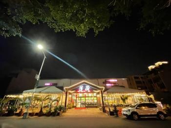 面生態公園霸氣黃金大角店