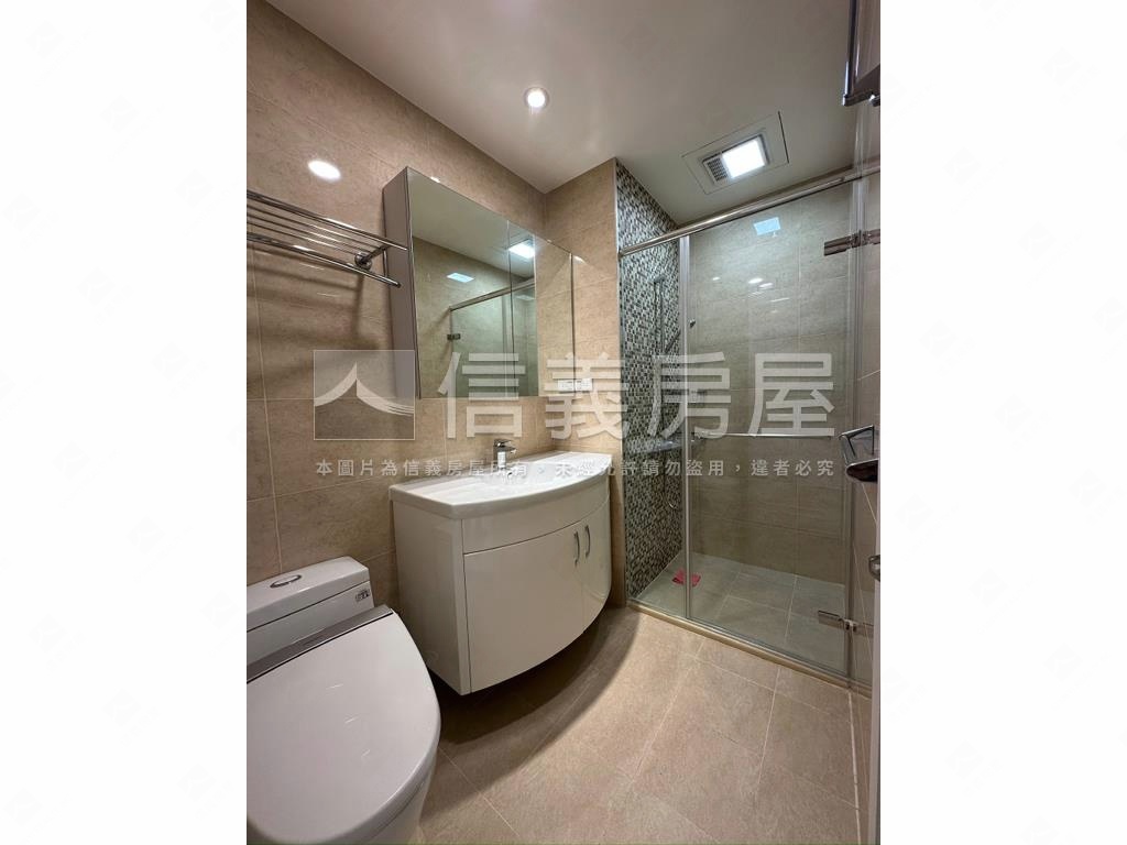 京品漂亮景觀美宅房屋室內格局與周邊環境