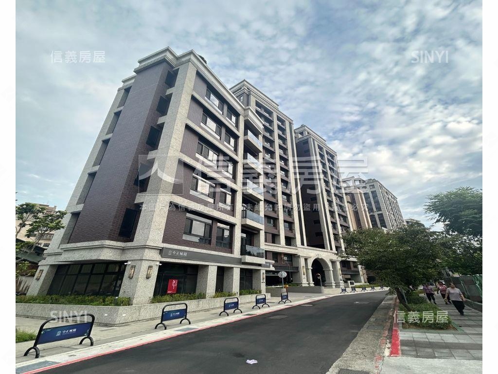 城閱大面寬店面房屋室內格局與周邊環境