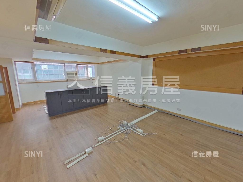 北車雙星獨戶美廈房屋室內格局與周邊環境